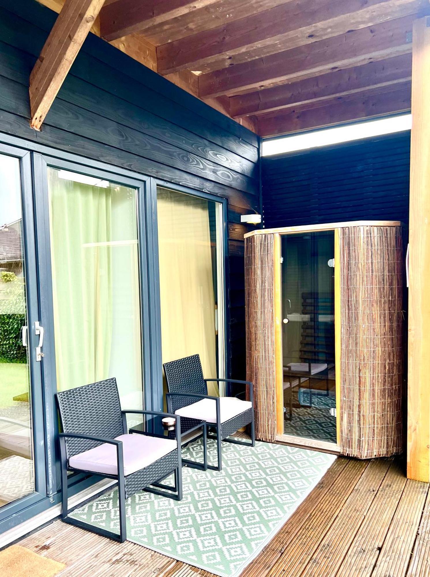 Family House With Garden & Jacuzzi & Sauna Near Amsterdam Vijfhuizen Kültér fotó